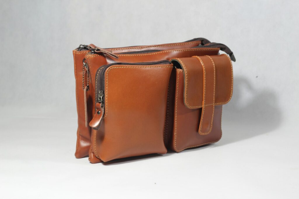 Leather Dopp Kit, photo 2